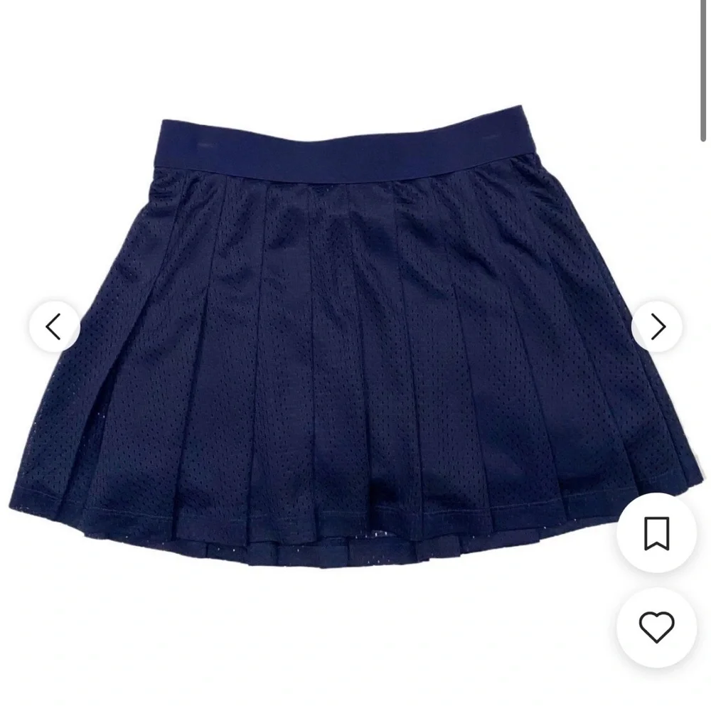 🩷PINK Victoria's Secret Dark Blue‎ Pleated Skirt 🩷